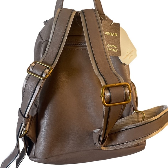 Vegan beige backpack with wallet - Picture 3 of 5